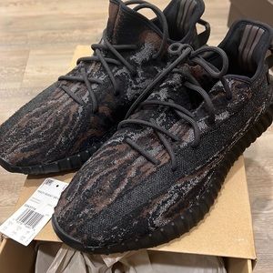 Men’s Yeezy Boost 350